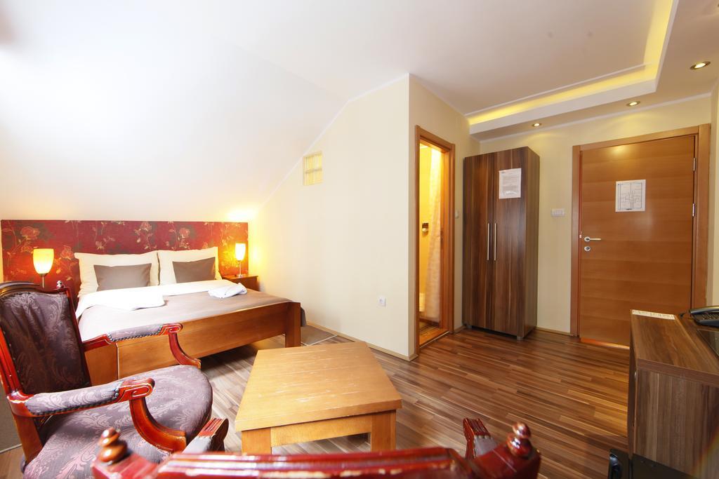 Rooms Konak Mikan Белград Номер фото